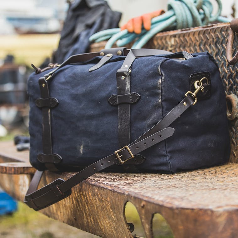 filson-duffle-bag-medium-navy-4