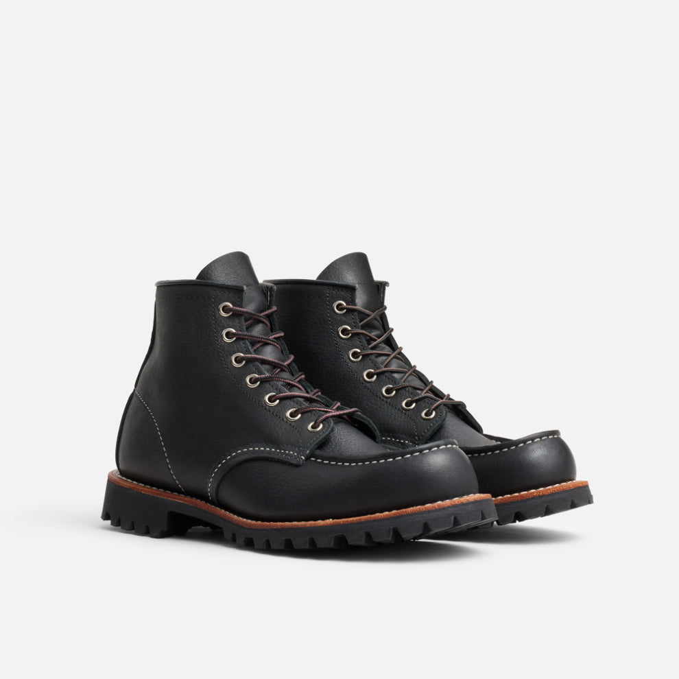 Red Wing 2949 Moc Toe Black Oil Slick Vibram Sohle Seitenansicht